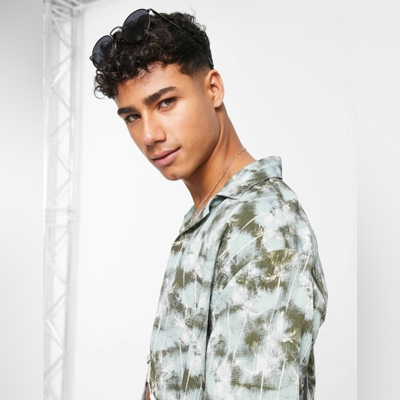 River Island Palm Print Revere Shirt Green Men’s Size M - Picture 10 of 15